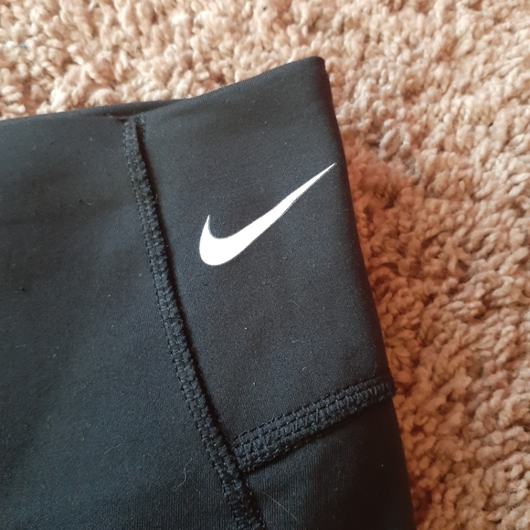 Nike leggings - Picture 4 of 5